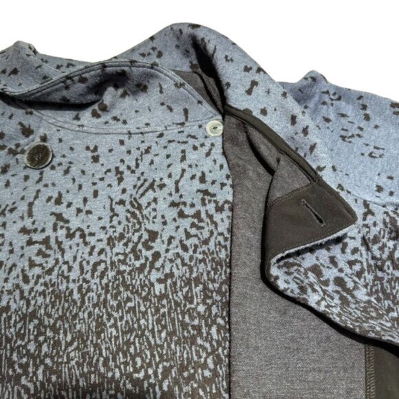 Joseph Ribkoff Womens Blue Black Spotted Ombre Turtleneck Cardigan Jacket Size 6 - Picture 3 of 9